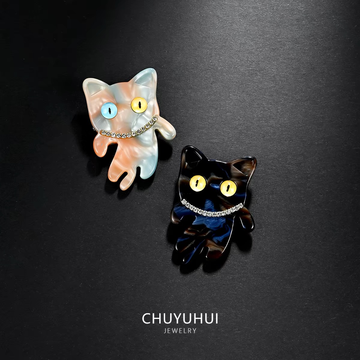 Cartoon Collar Pins 🧸