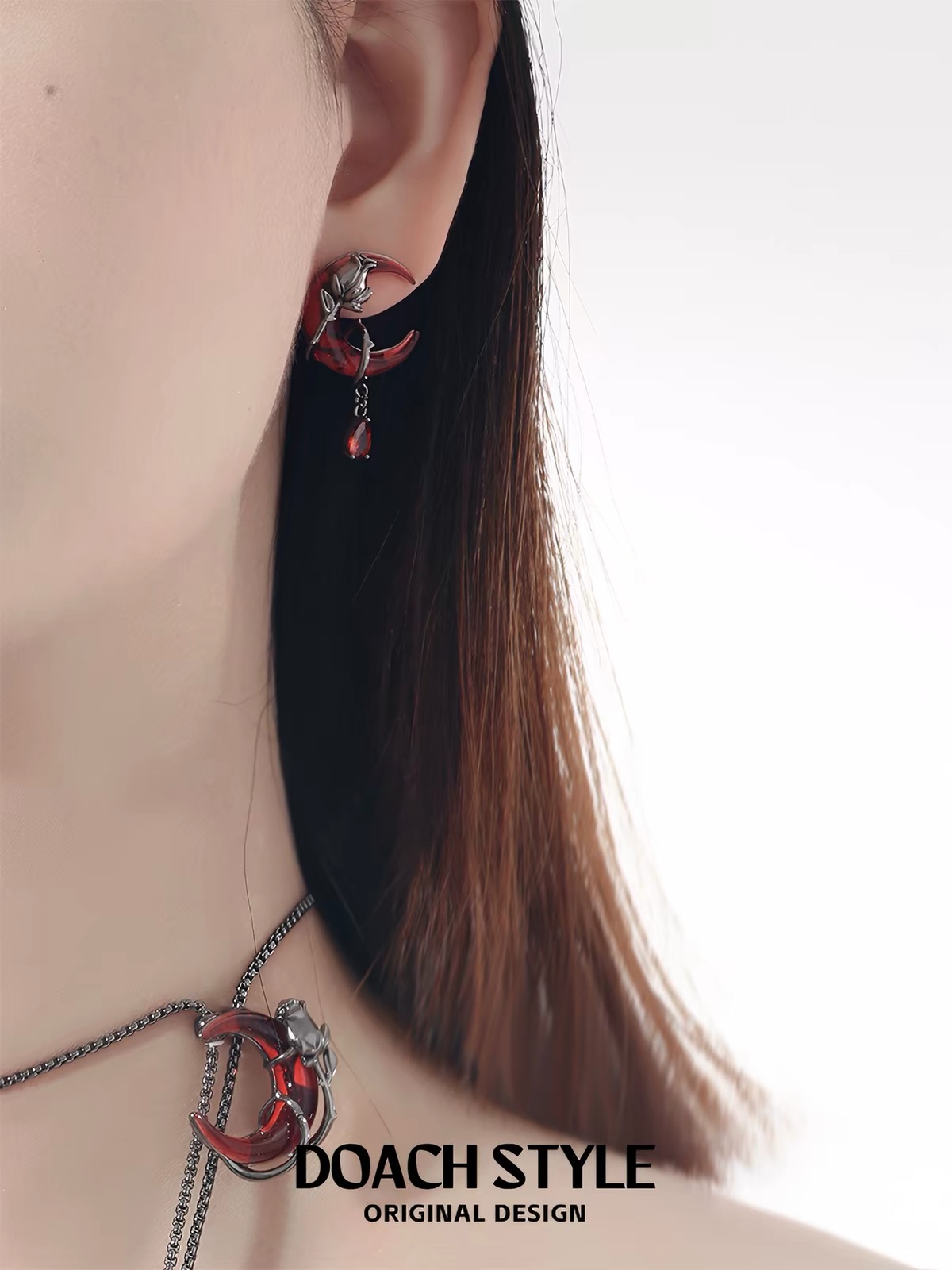 Moon Earrings ๐