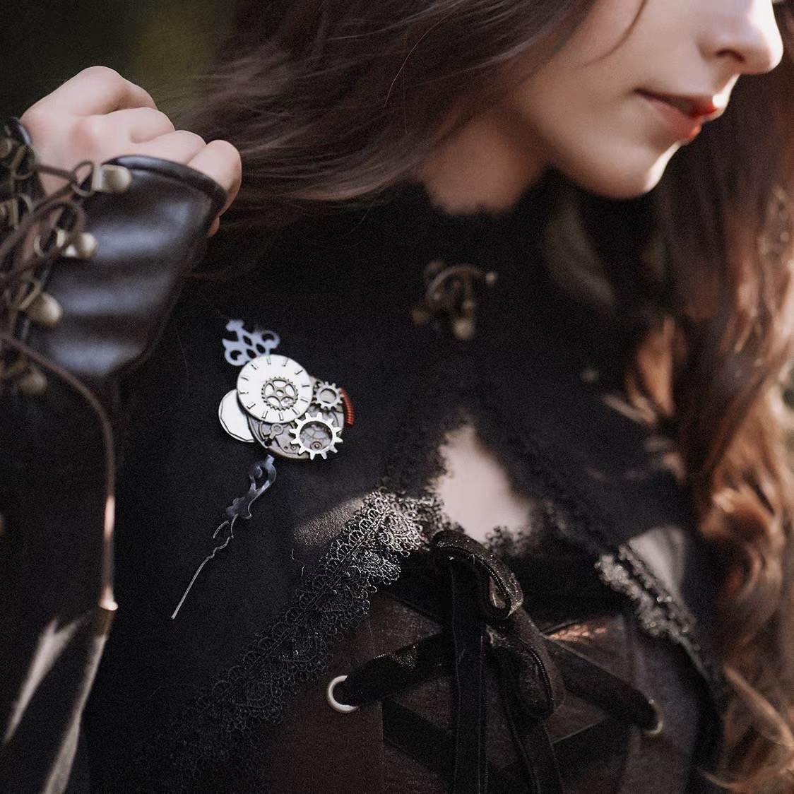 Steampunk Collar Pins ⚙️