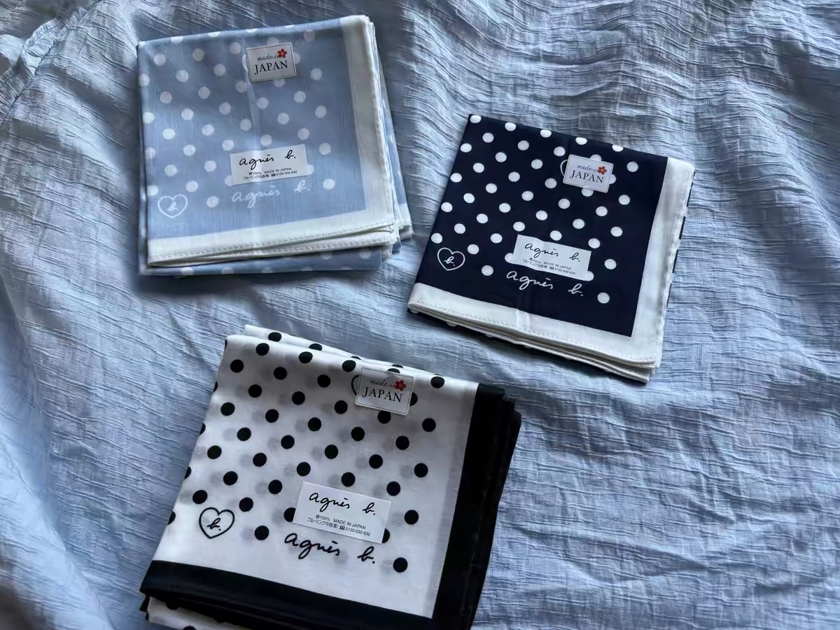 Polka Dot Handkerchiefs ⚫
